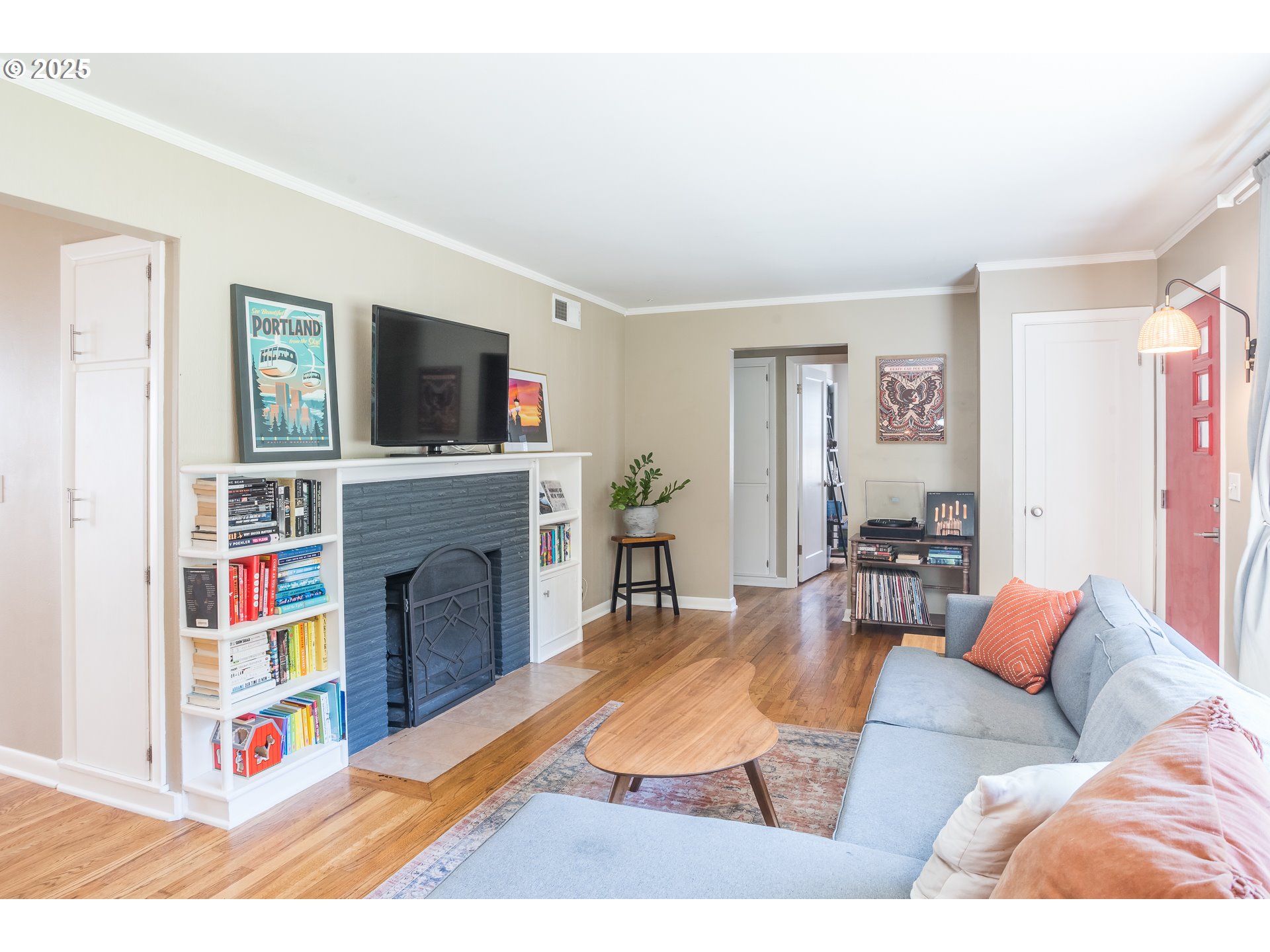 9025 NE FREMONT ST