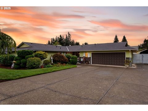 187 NE 14th AVE Canby OR 97013
