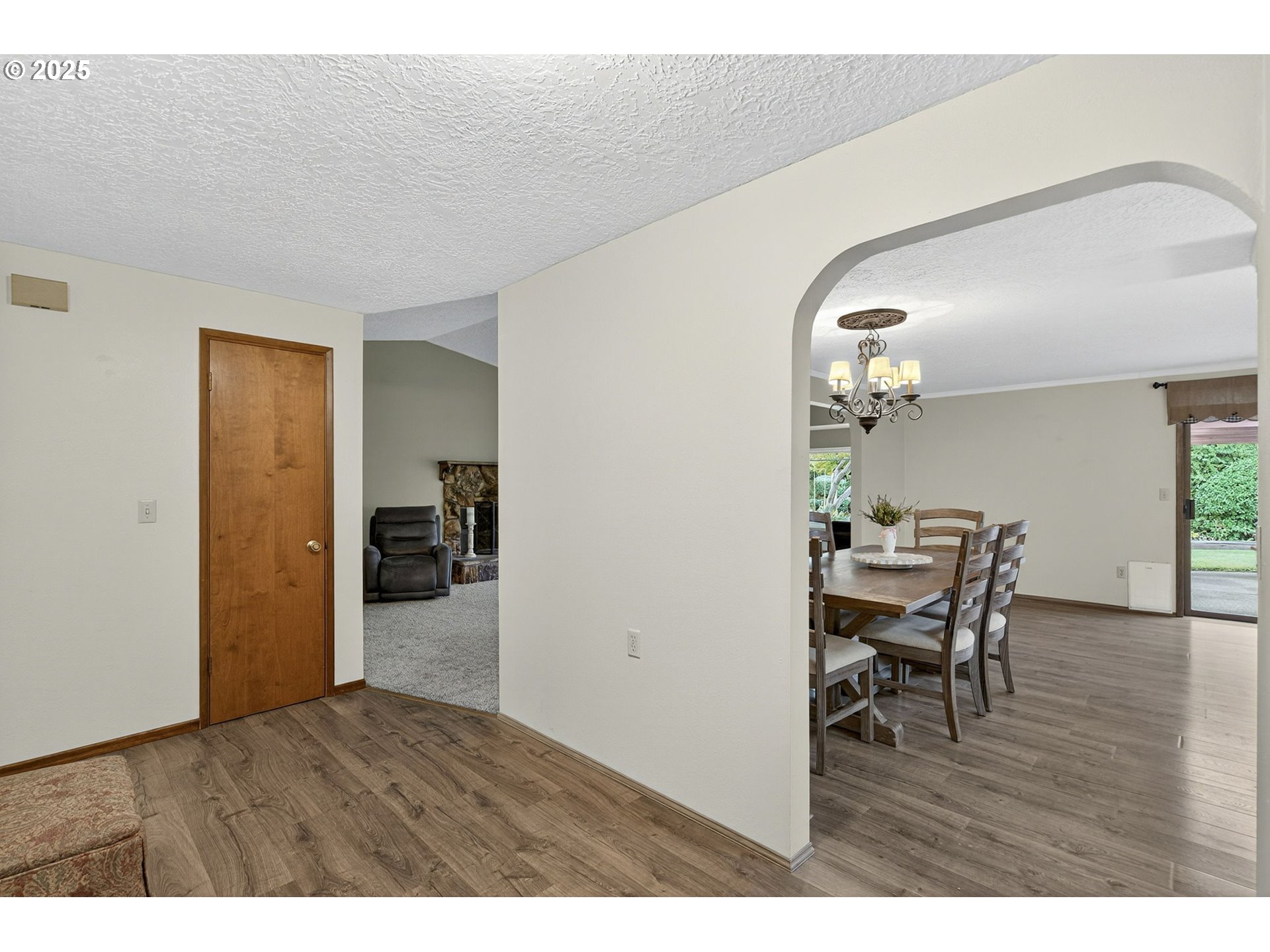 187 NE 14th AVE