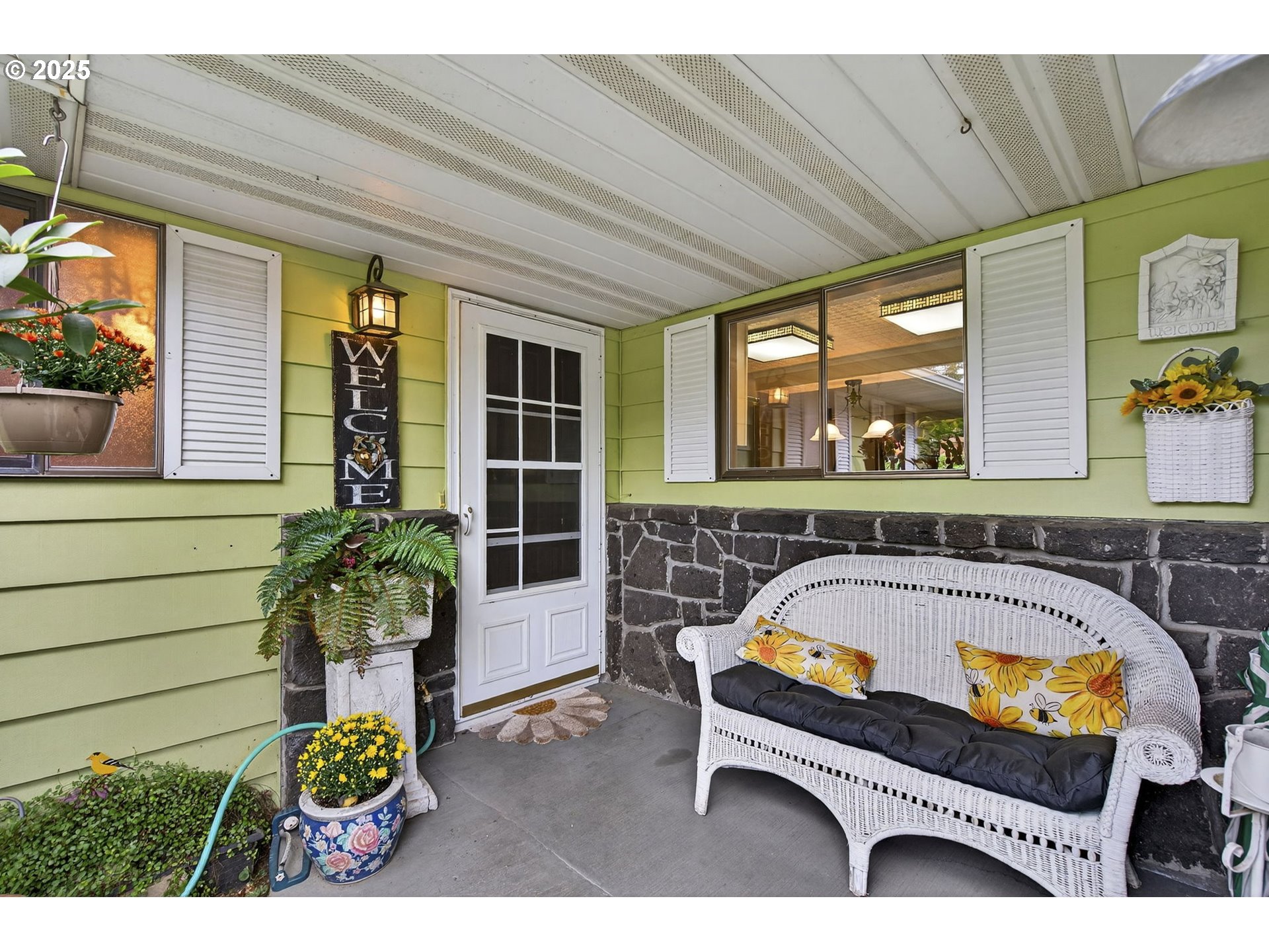 187 NE 14th AVE