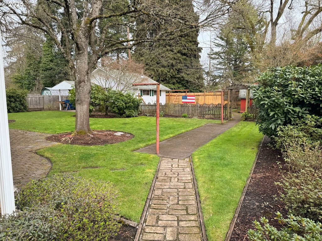 listing image 42