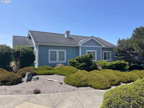 1312 VILLAGE LOOP Bandon OR 97411
