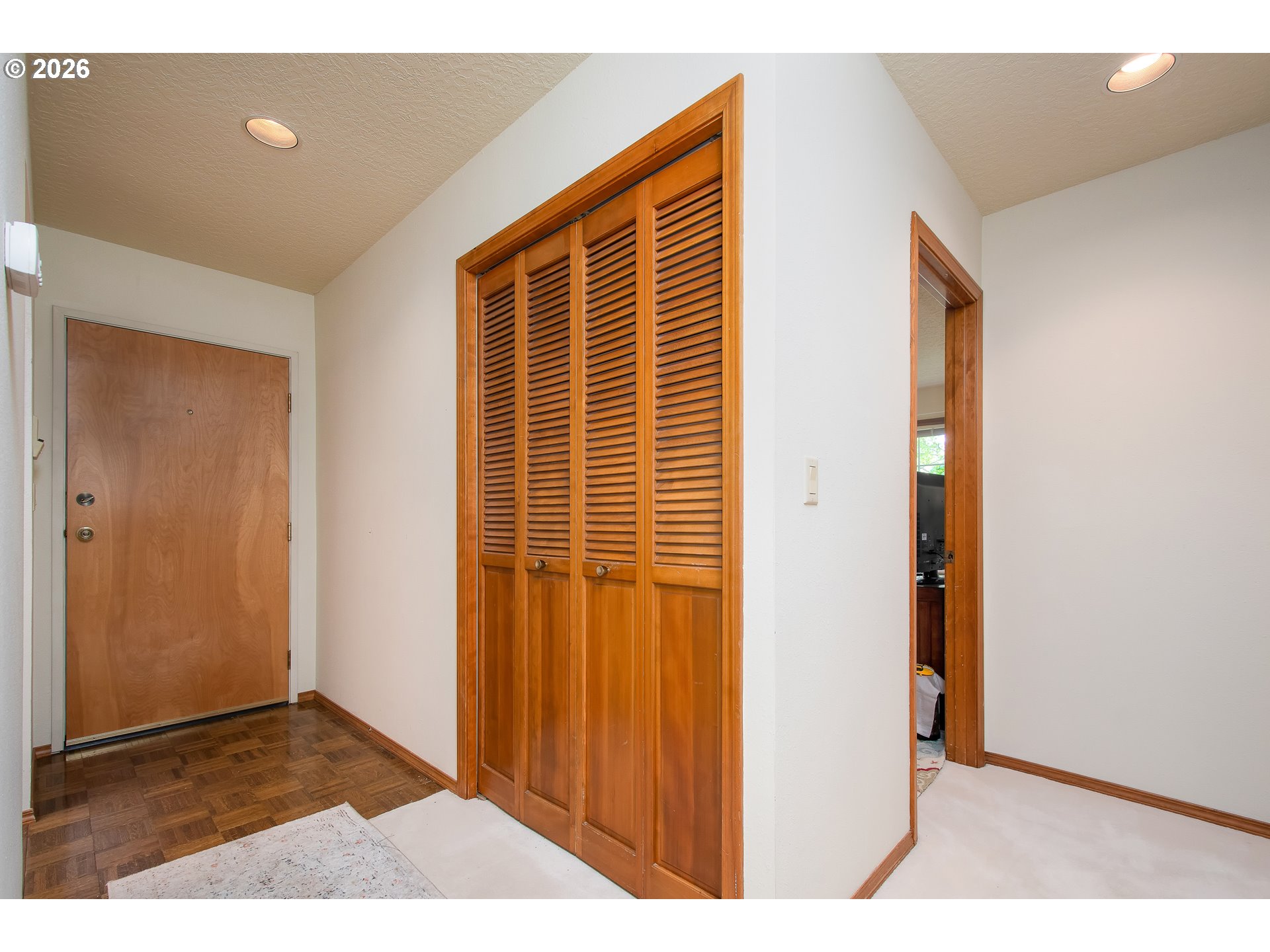 616 SW EASTMAN PKWY