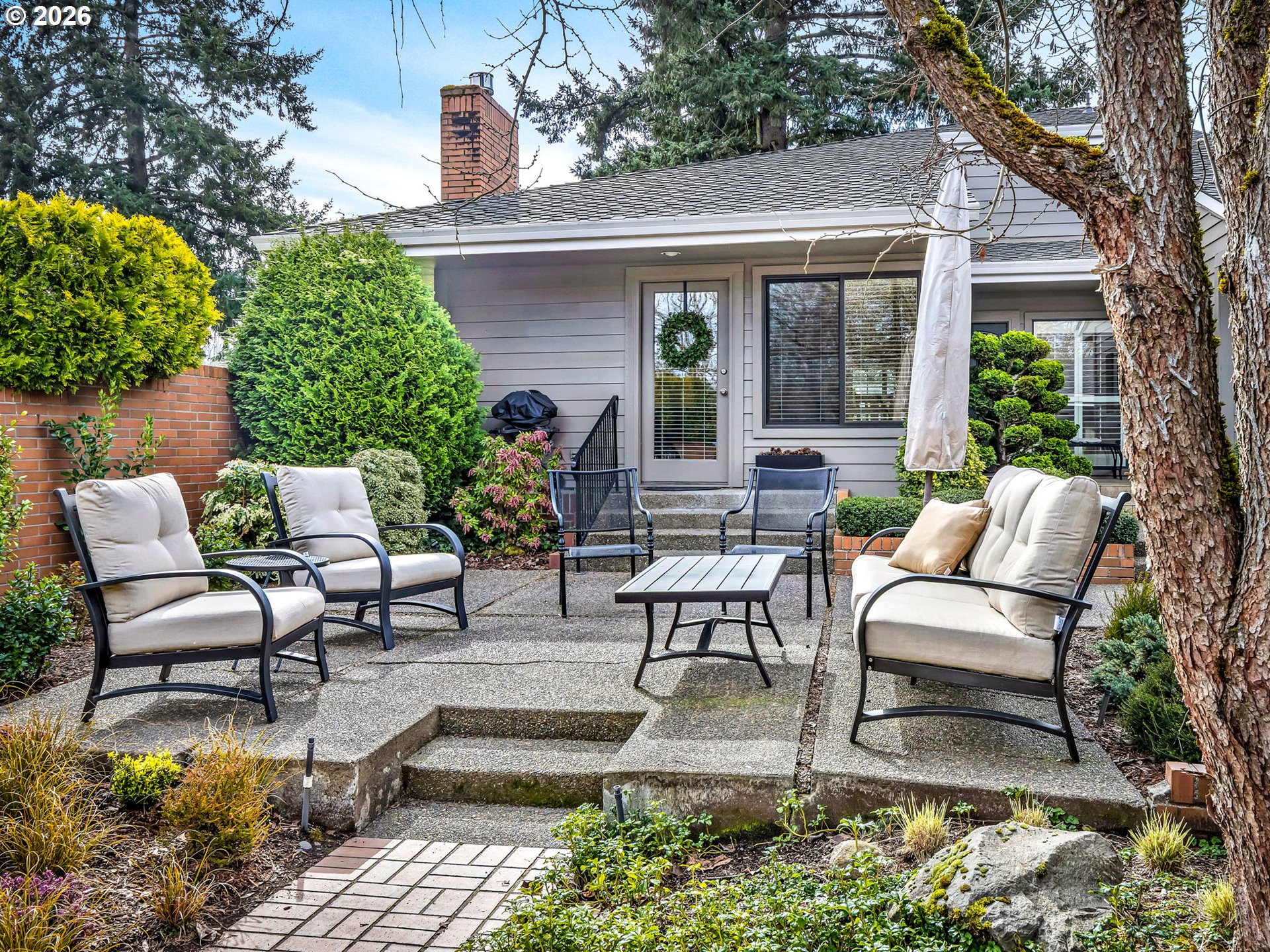 7242 SW LAKE BLUFF CT