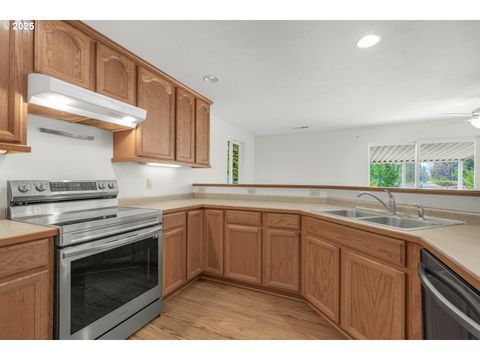 Tiny photo for 47666 W 1st St, Oakridge, OR 97463 (MLS # 401002448)