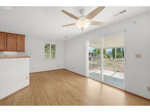 Tiny photo for 47666 W 1st St, Oakridge, OR 97463 (MLS # 401002448)