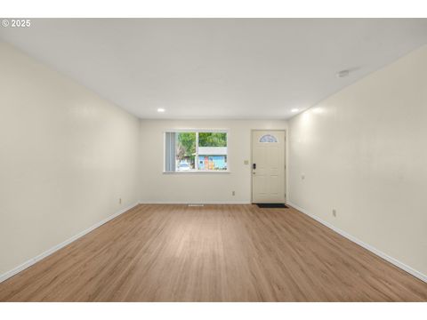 Tiny photo for 47666 W 1st St, Oakridge, OR 97463 (MLS # 401002448)