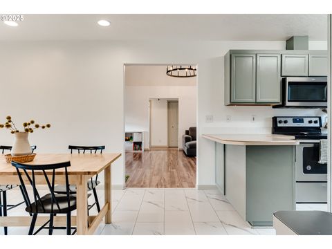 Tiny photo for 36974 Immigrant Rd, Pleasant Hill, OR 97455 (MLS # 208743373)