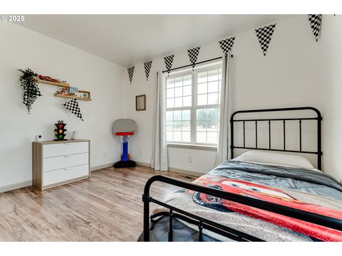 Tiny photo for 36974 Immigrant Rd, Pleasant Hill, OR 97455 (MLS # 208743373)