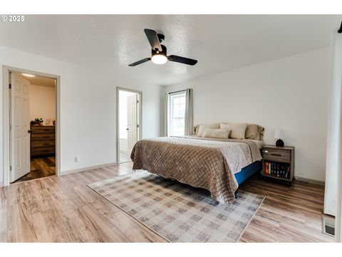 Tiny photo for 36974 Immigrant Rd, Pleasant Hill, OR 97455 (MLS # 208743373)