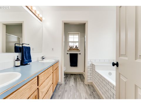 Tiny photo for 36974 Immigrant Rd, Pleasant Hill, OR 97455 (MLS # 208743373)