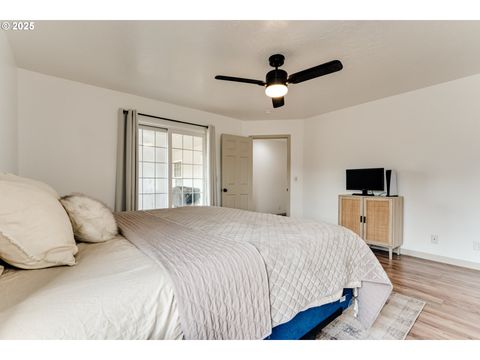 Tiny photo for 36974 Immigrant Rd, Pleasant Hill, OR 97455 (MLS # 208743373)