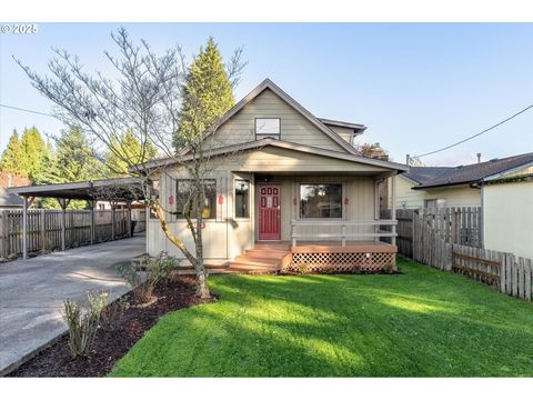 3004 OAK ST Longview WA 98632