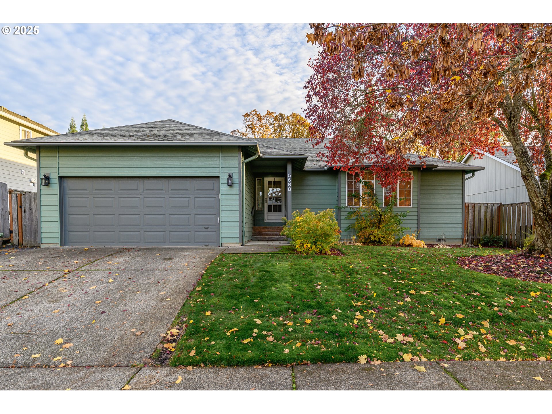 5688 SE LEXINGTON DR