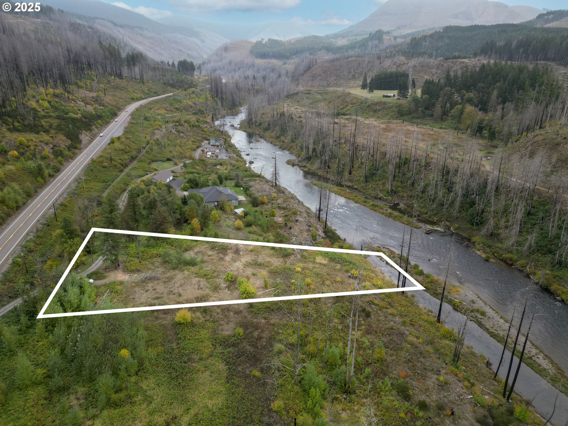 35220 N SANTIAM HWY SE