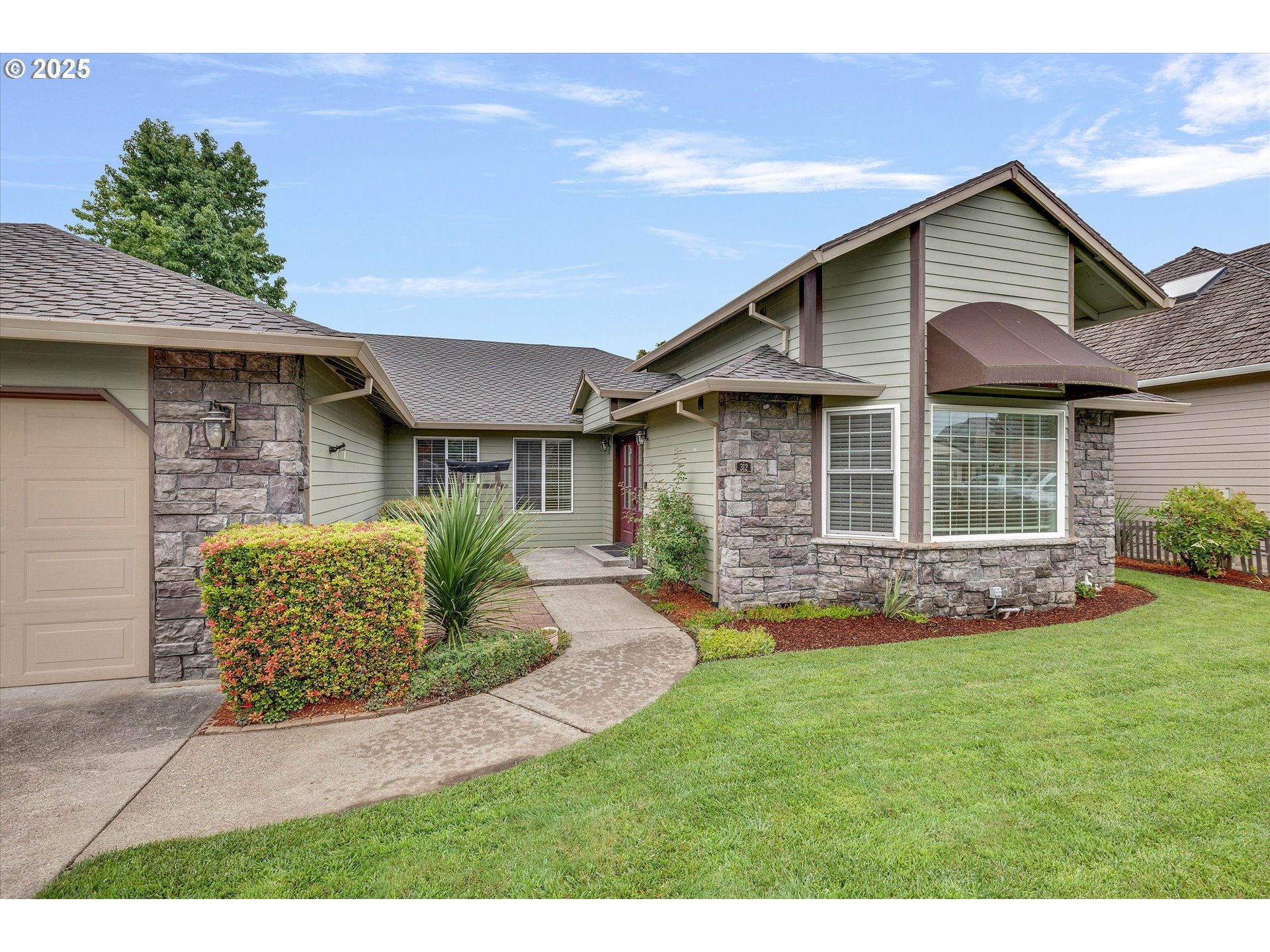 312 NE 14TH AVE
