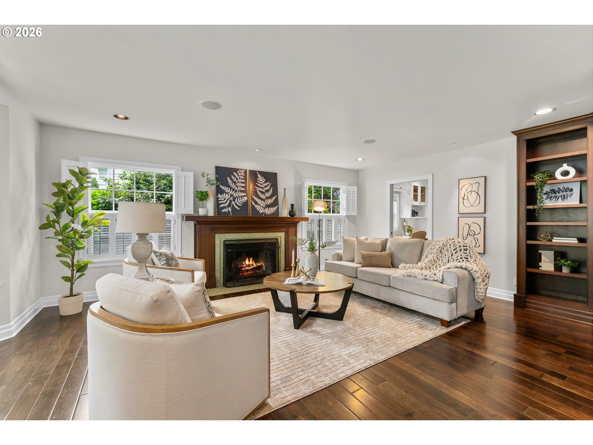 6408 SW BURLINGAME PL