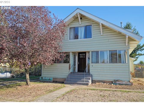 A home in Molalla