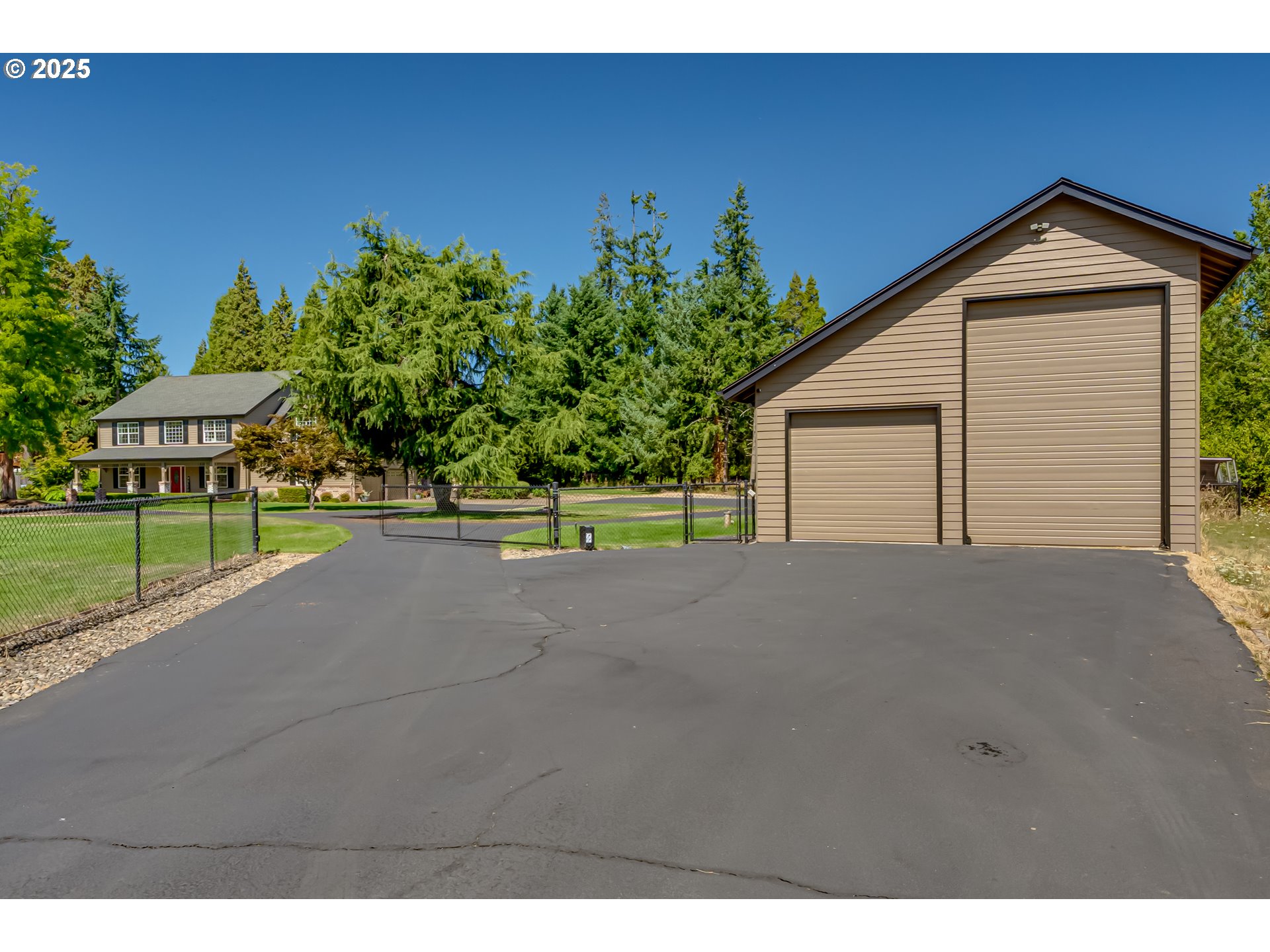 39125 EASTON LN