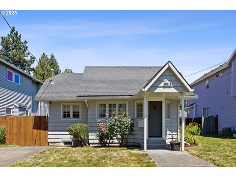 6815 N SMITH ST Portland OR 97203