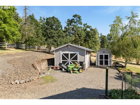 A home in Molalla