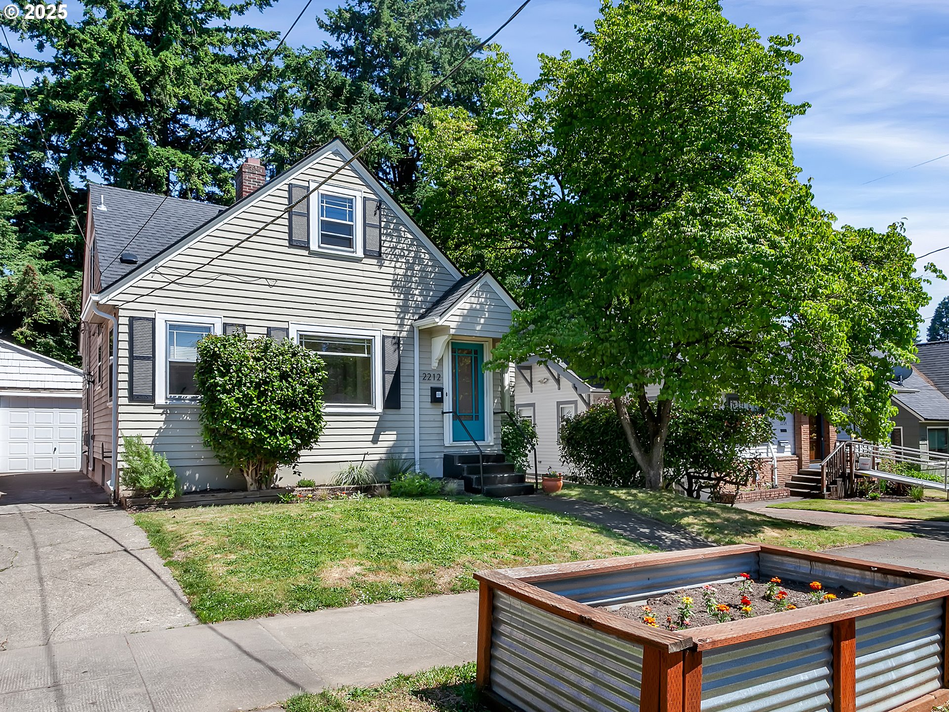 2212 NE 59TH AVE