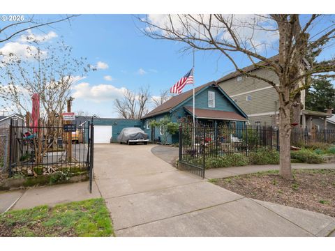 5716 SE 104TH AVE Portland OR 97266