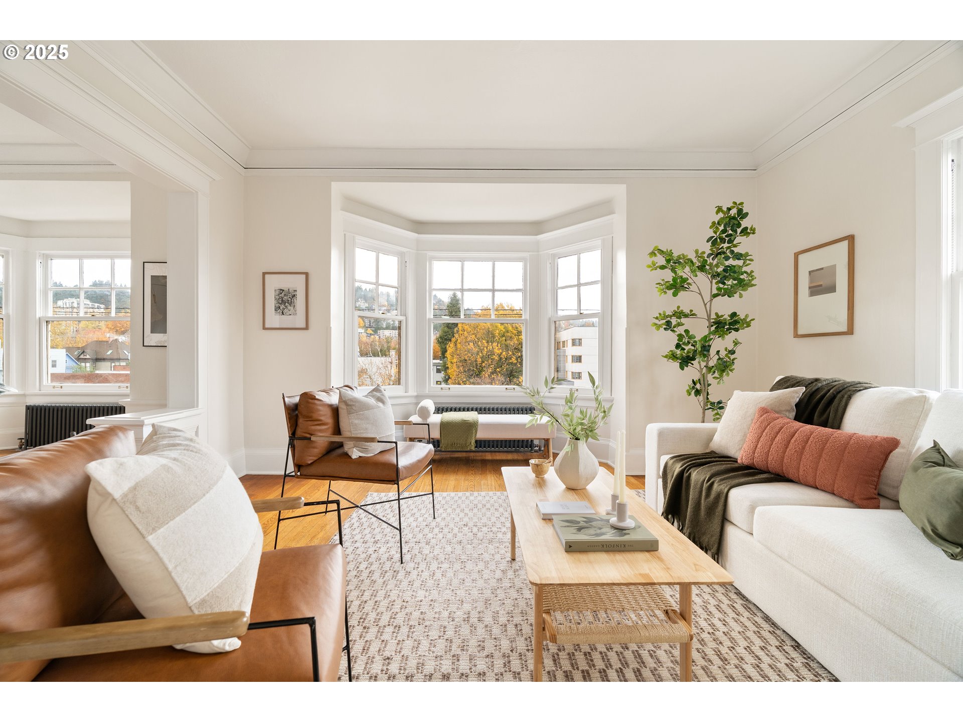 2083 NW JOHNSON ST 52