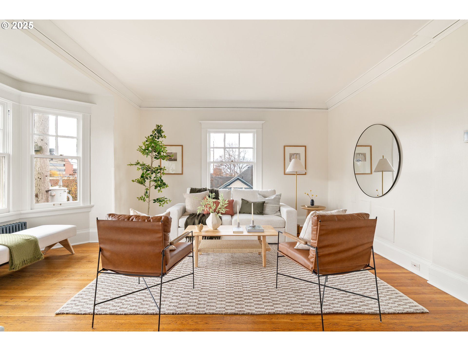 2083 NW JOHNSON ST 52