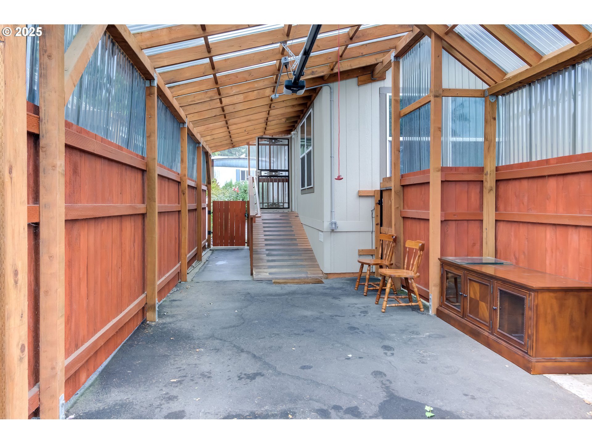 2980 NE DIVISION ST 27