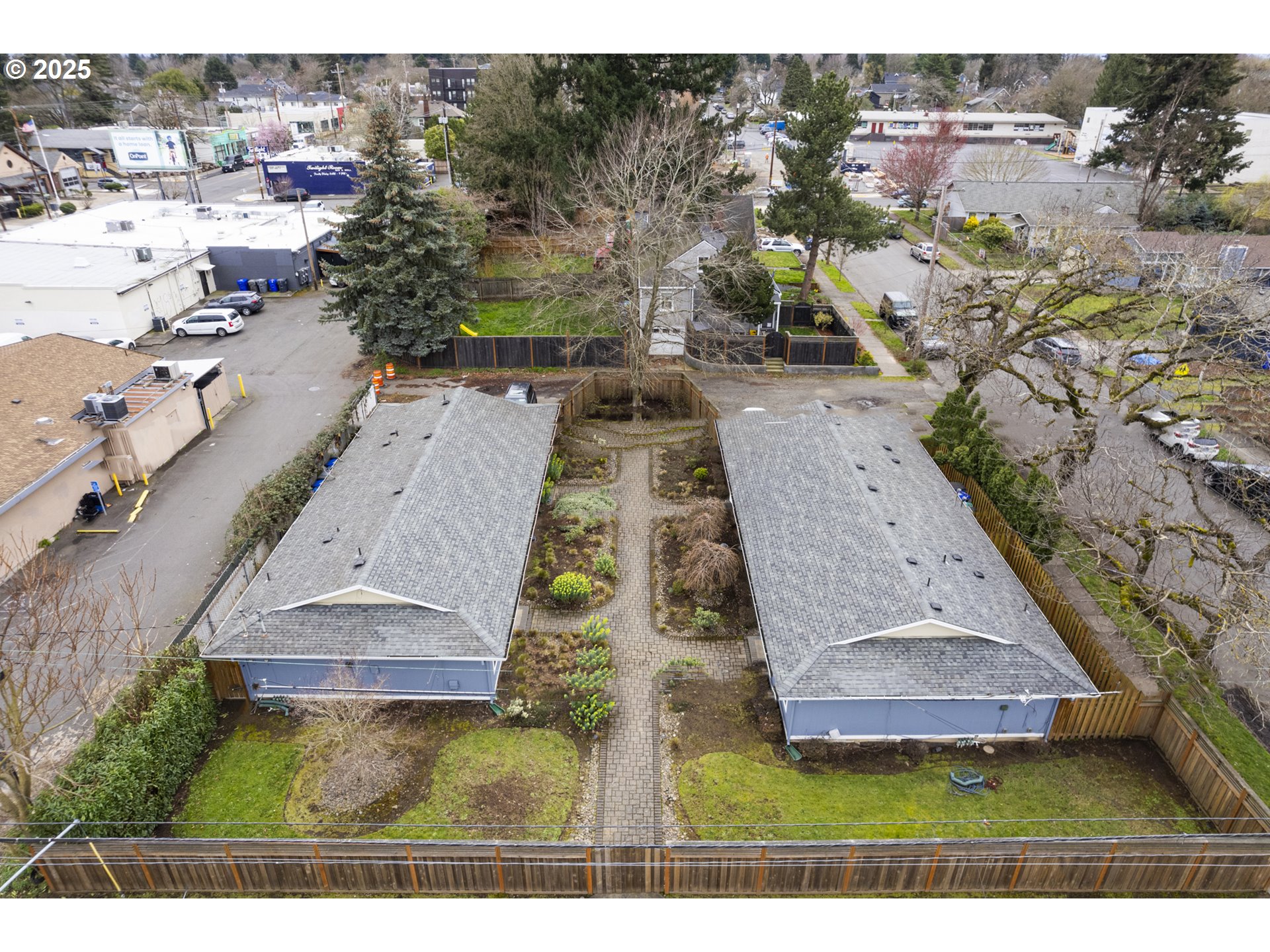 7450 N PORTSMOUTH AVE