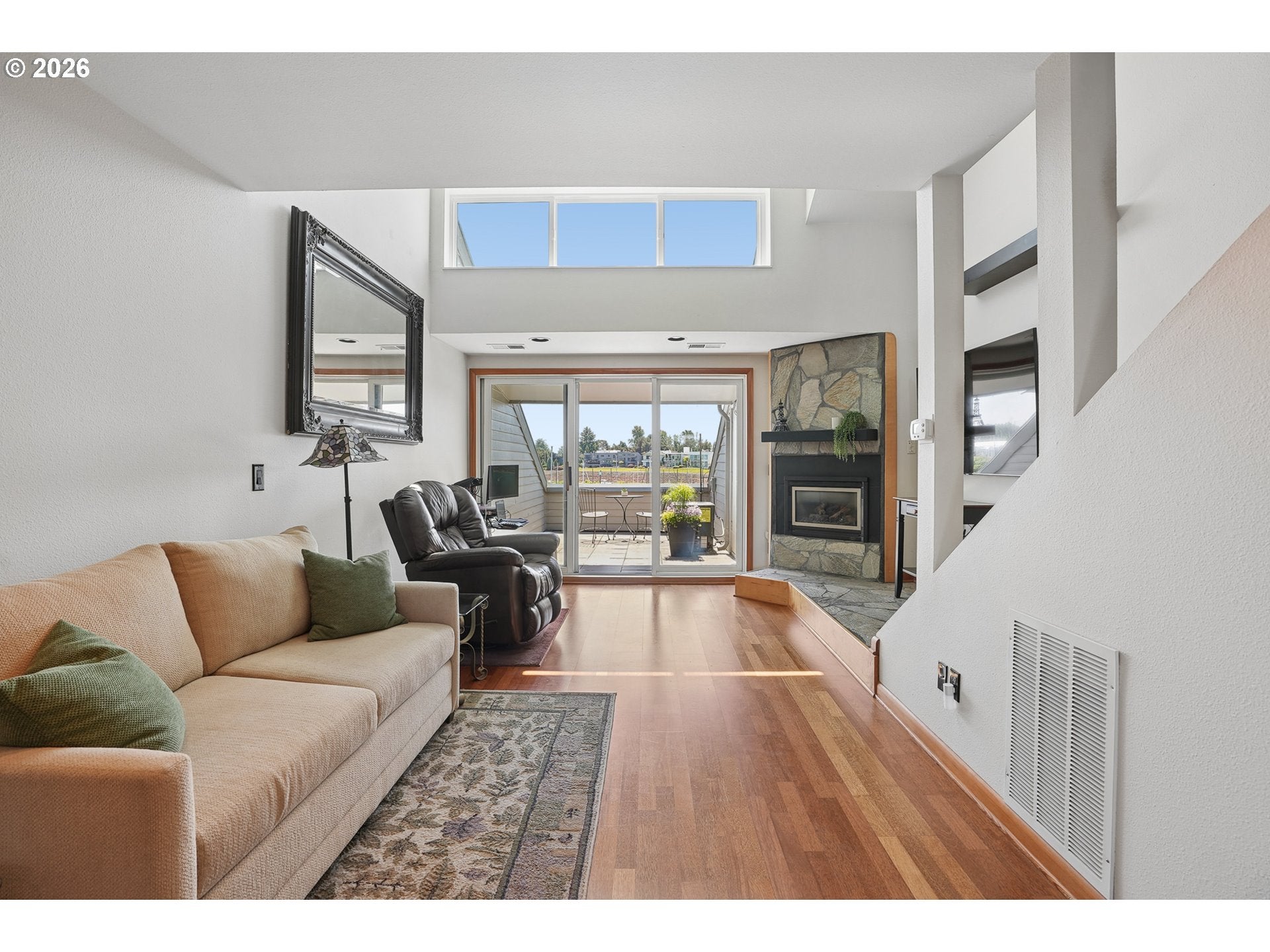 170 N HAYDEN BAY DR