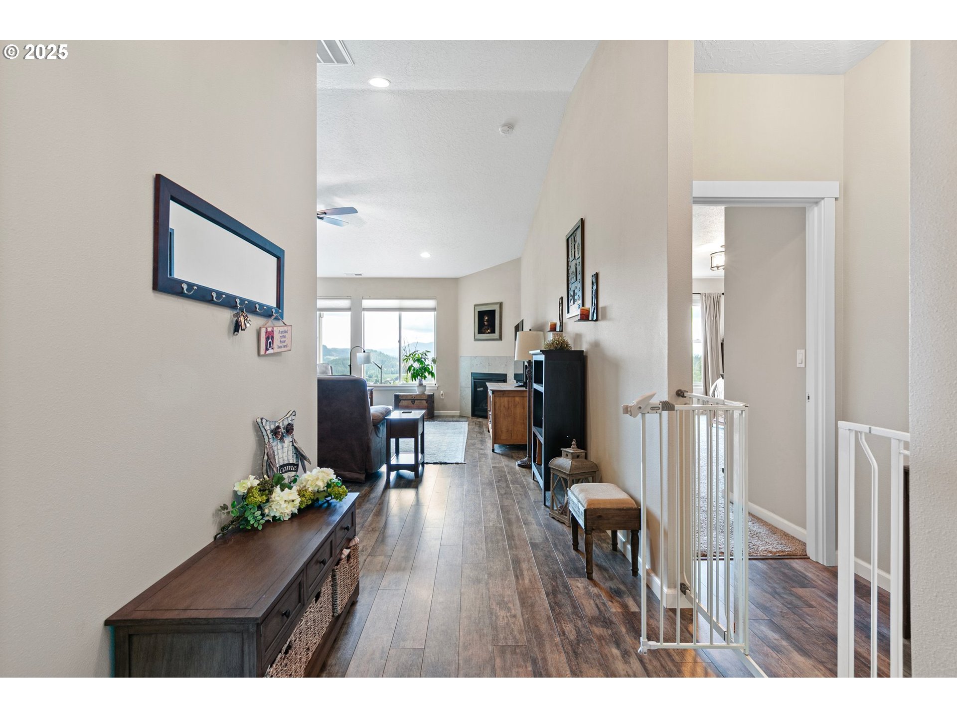 962 S 66TH PL
