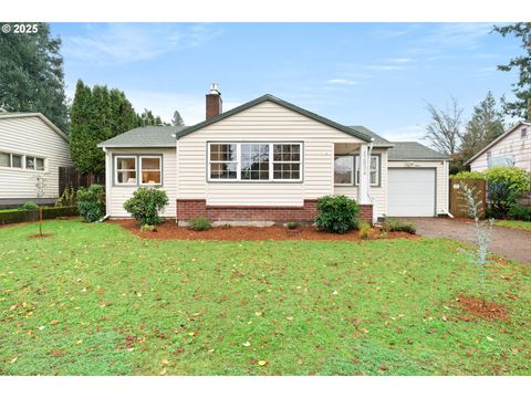 Photo of 2834 SE 78th Ave, Portland, OR 97206 (MLS # 609668728)