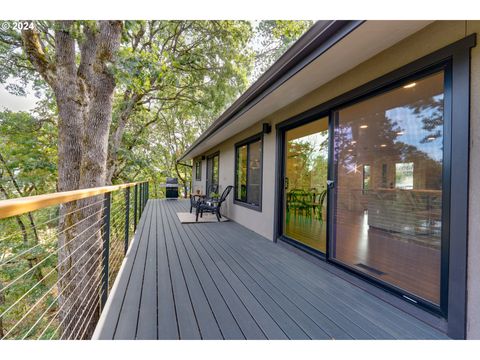 A home in Hood River