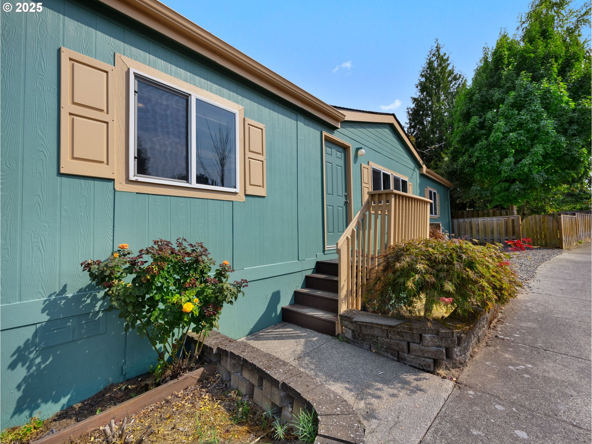 Fairview, Oregon 97024, United States, 3 Bedrooms Bedrooms, ,2 BathroomsBathrooms,Residential,Active,201218