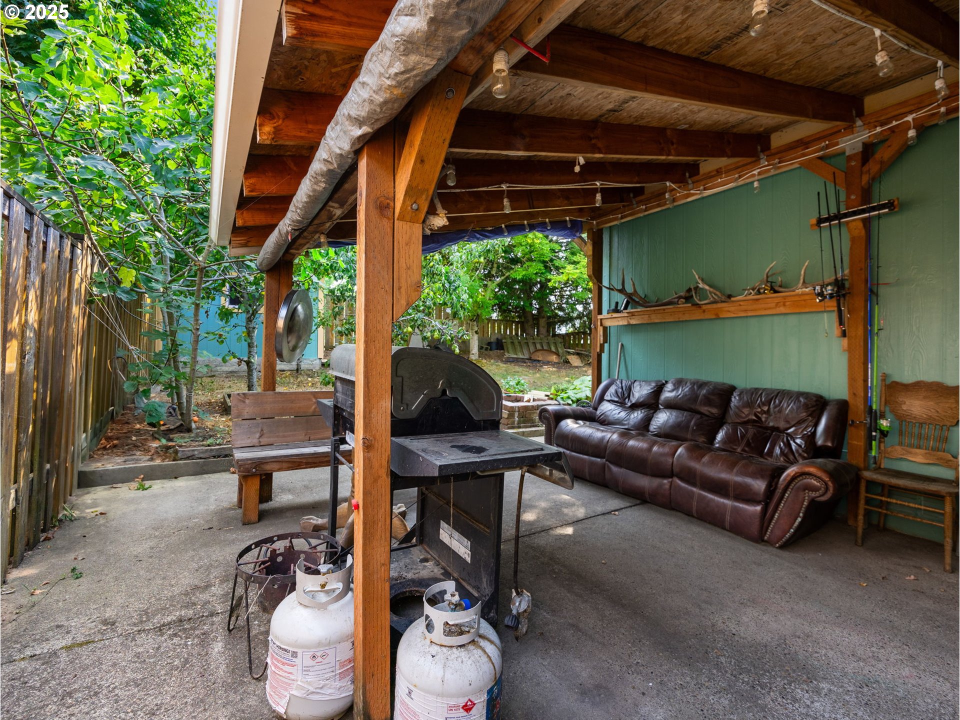 Fairview, Oregon 97024, United States, 3 Bedrooms Bedrooms, ,2 BathroomsBathrooms,Residential,Active,201218