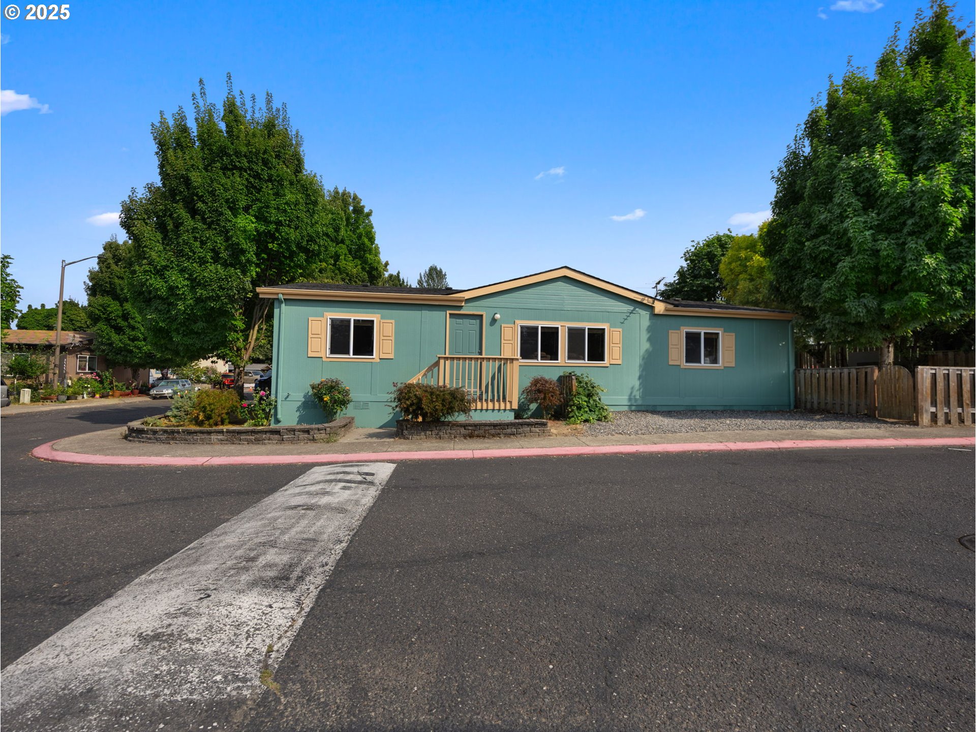 Fairview, Oregon 97024, United States, 3 Bedrooms Bedrooms, ,2 BathroomsBathrooms,Residential,Active,201218