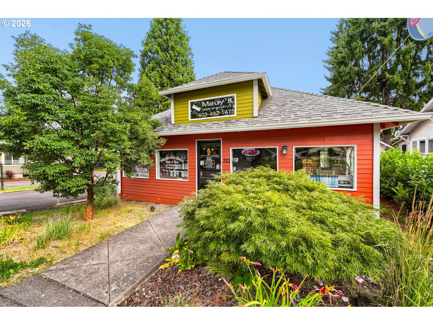 323 W POWELL BLVD