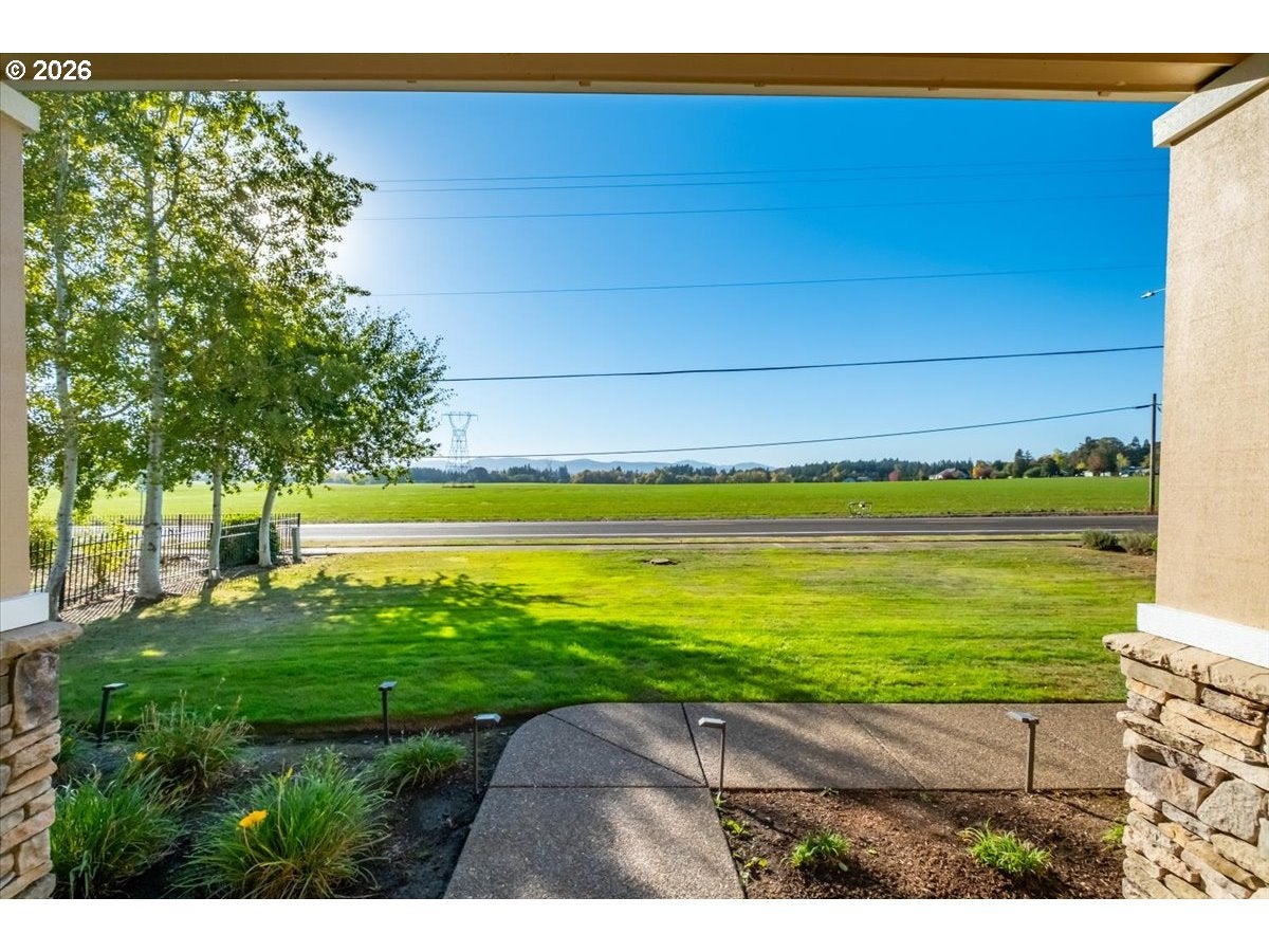 2389 NW SCENIC DR