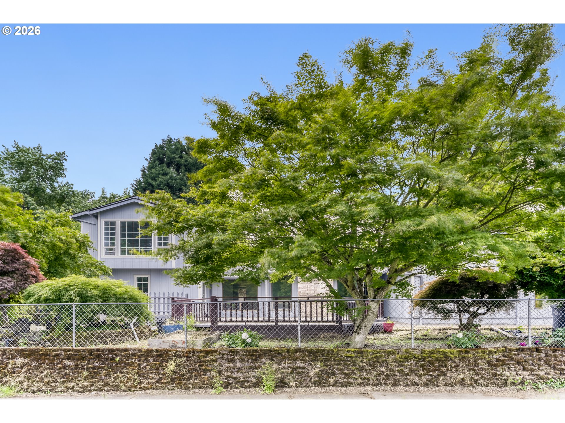 1424 SE 28TH AVE