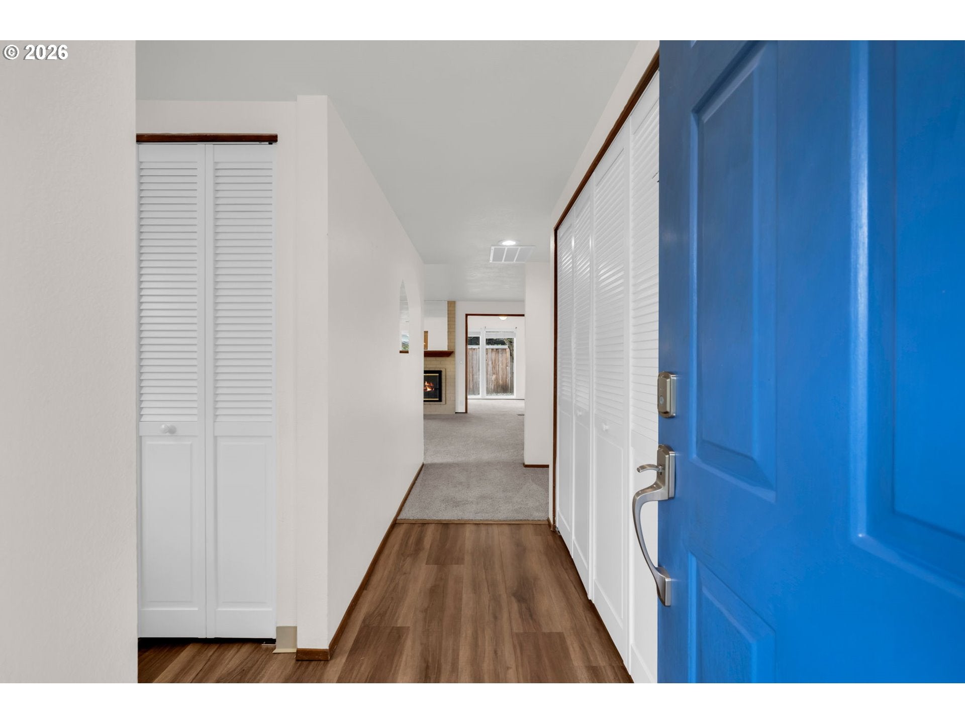 2406 SE BALBOA DR