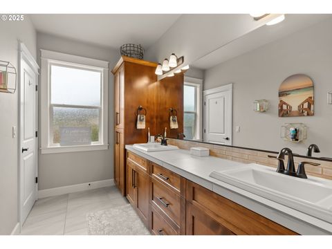 Tiny photo for 147 Hagens Ct, Creswell, OR 97426 (MLS # 680720776)