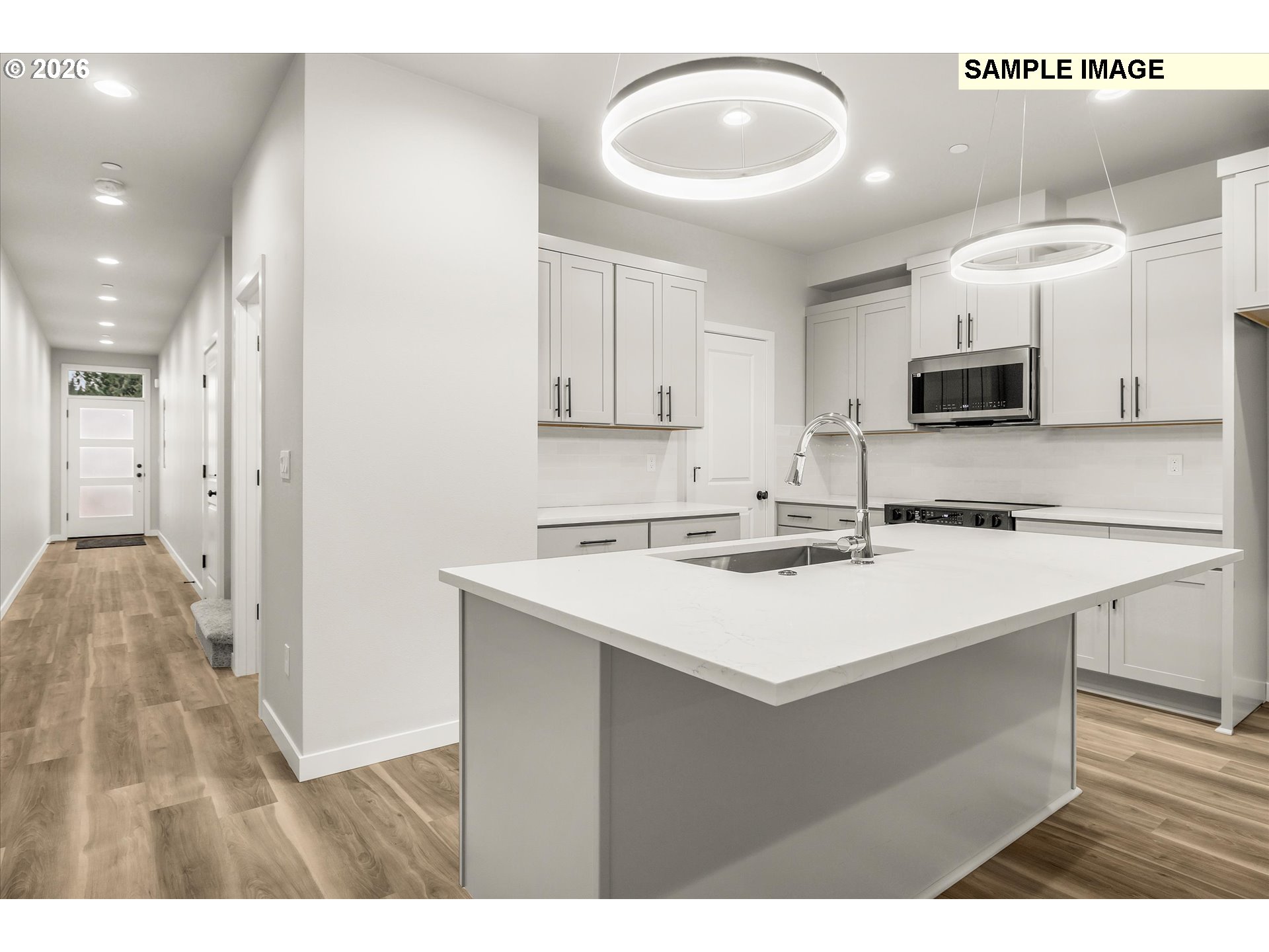 236 NW MAWRCREST AVE