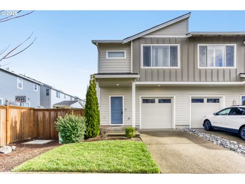 802 S 25TH AVE Cornelius OR 97113