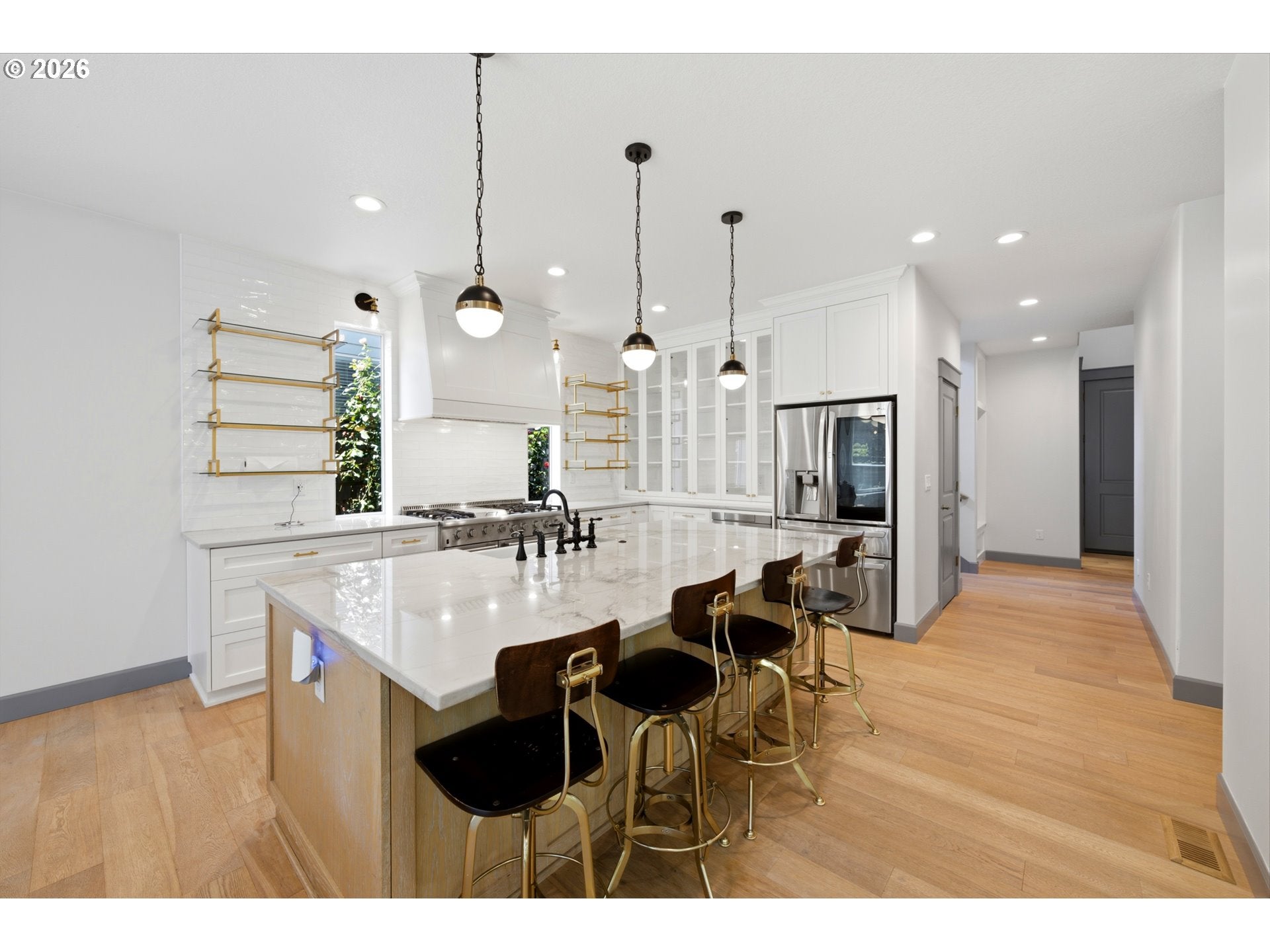 346 SUMMIT VIEW AVE