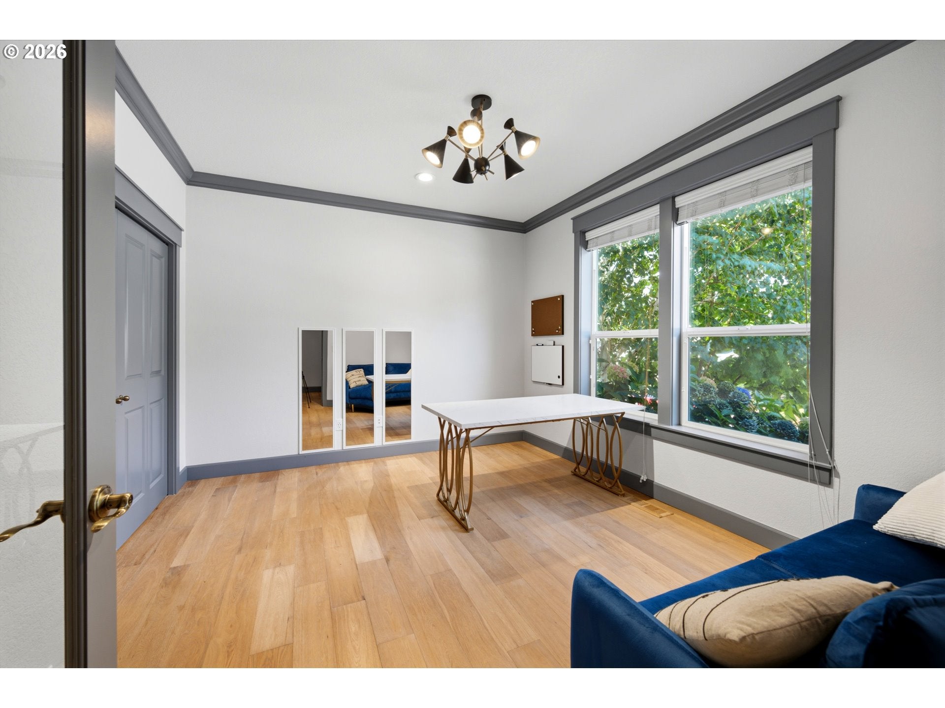 346 SUMMIT VIEW AVE