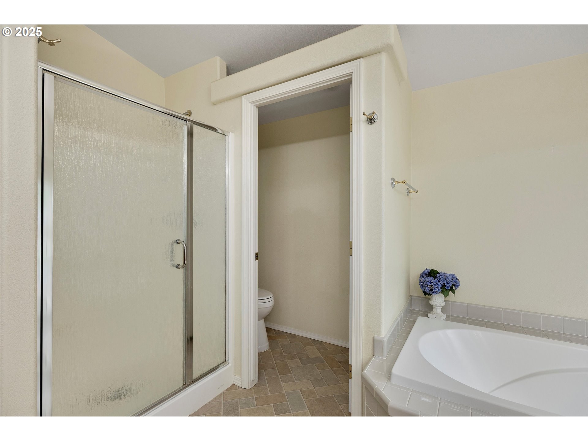 Monmouth, Oregon 97361, United States, 3 Bedrooms Bedrooms, ,2 BathroomsBathrooms,Residential,Active,161744