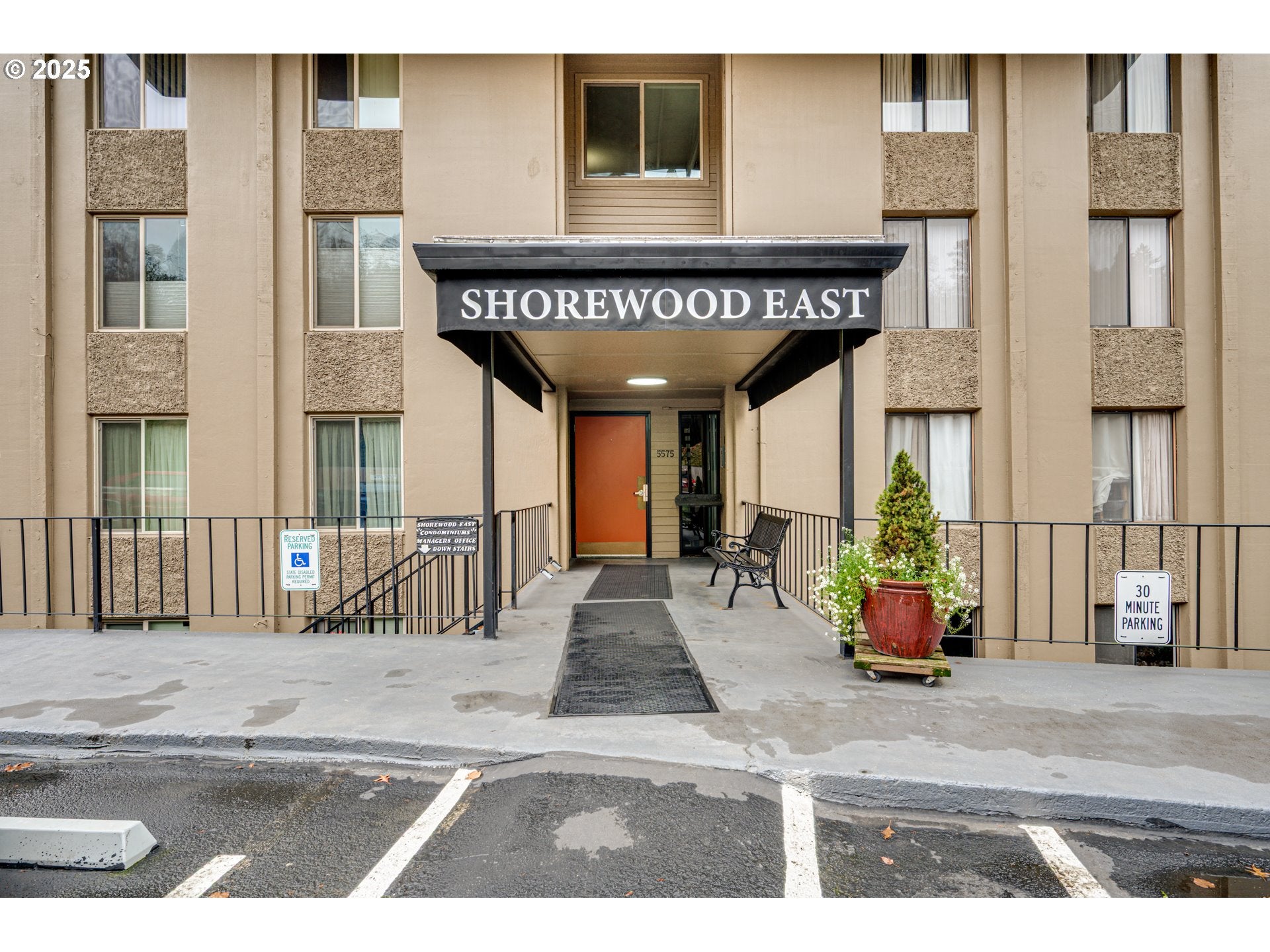 Photo 1 of 41 — 5575 E EVERGREEN BLVD 4103, Vancouver, WA 98661