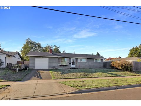 1756 10TH ST Springfield OR 97477